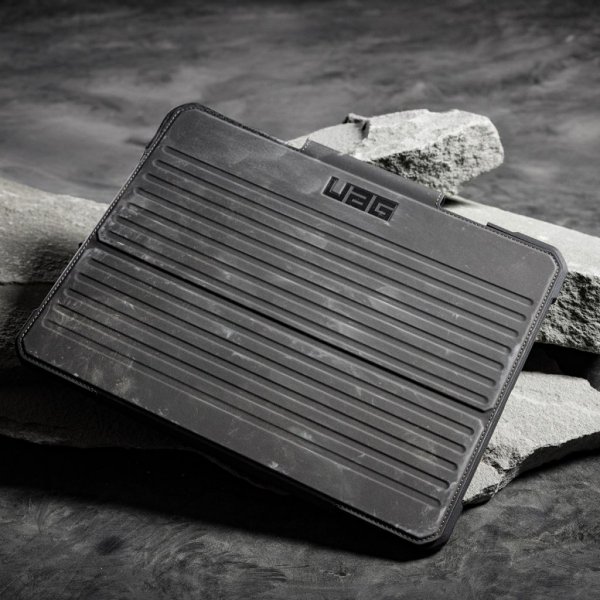 iPad Air 13 (M2/M3) Cover Metropolis SE Bordeaux