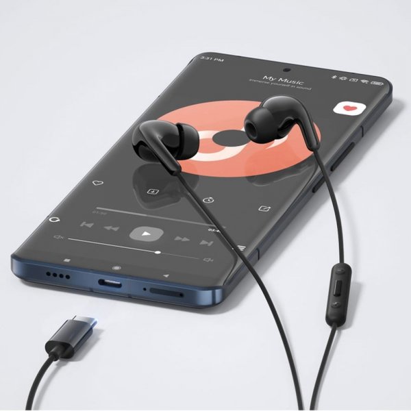 Wired USB-C Headphones Type-C Earphones Black
