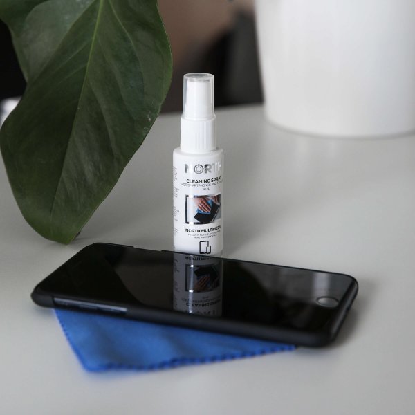 Cleaning kit for mobile 2x liquid 30ml and cleaning cloth