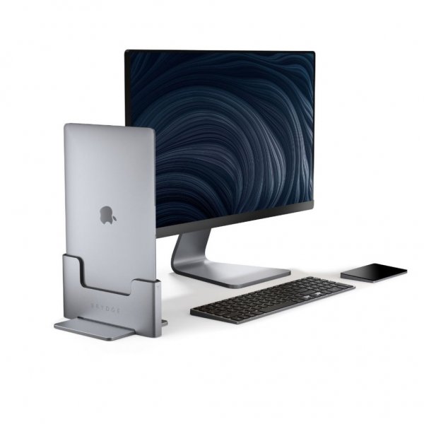 Vertical Dock for 15" Macbook Pro Silver