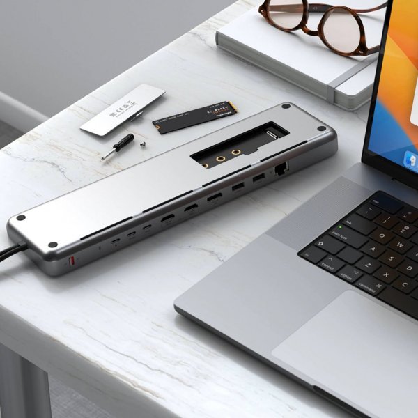 Dual Dock Stand Docking Station NVMe SSD Enclosure