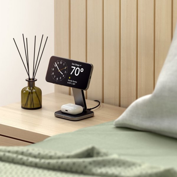 Wireless charger 2-in-1 Foldable Qi2 Wireless Charging Stand MagSafe